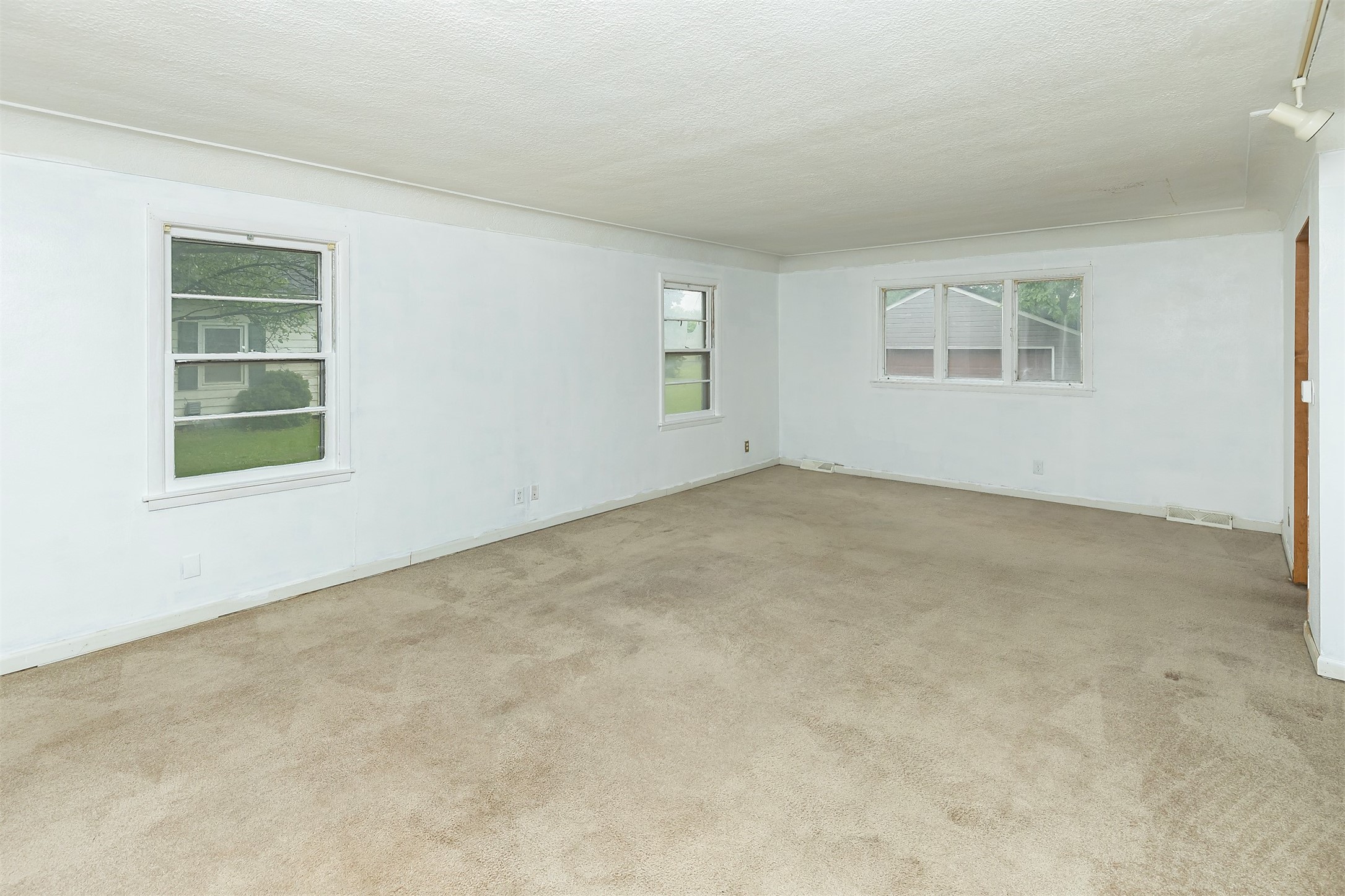 841 13th Street, West Des Moines, Iowa image 3