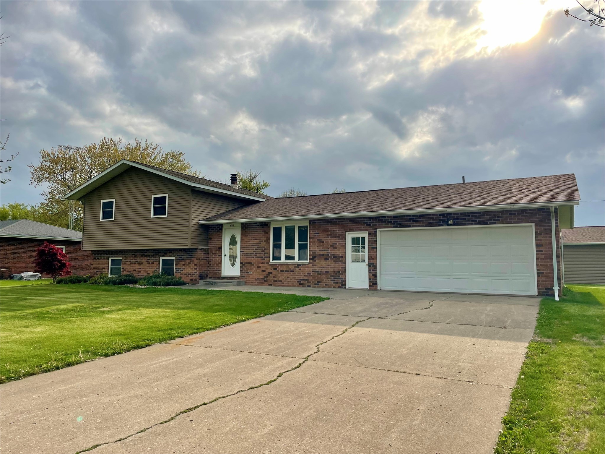 612 6th Street, West Point, Iowa image 2