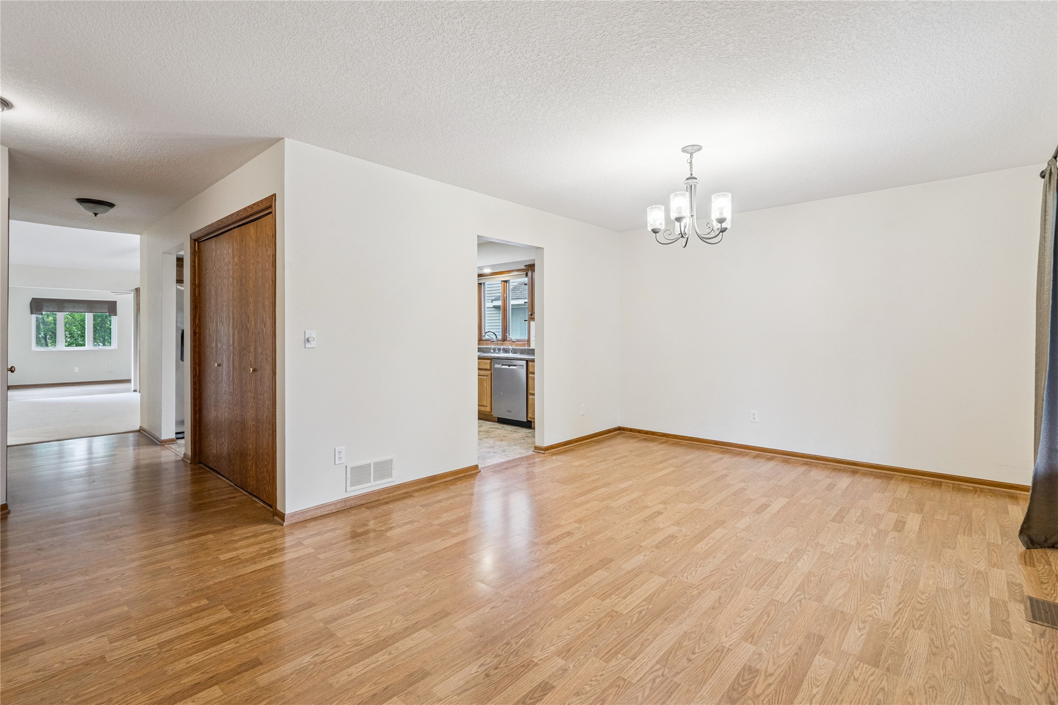 1204 SE Mallard Creek Drive