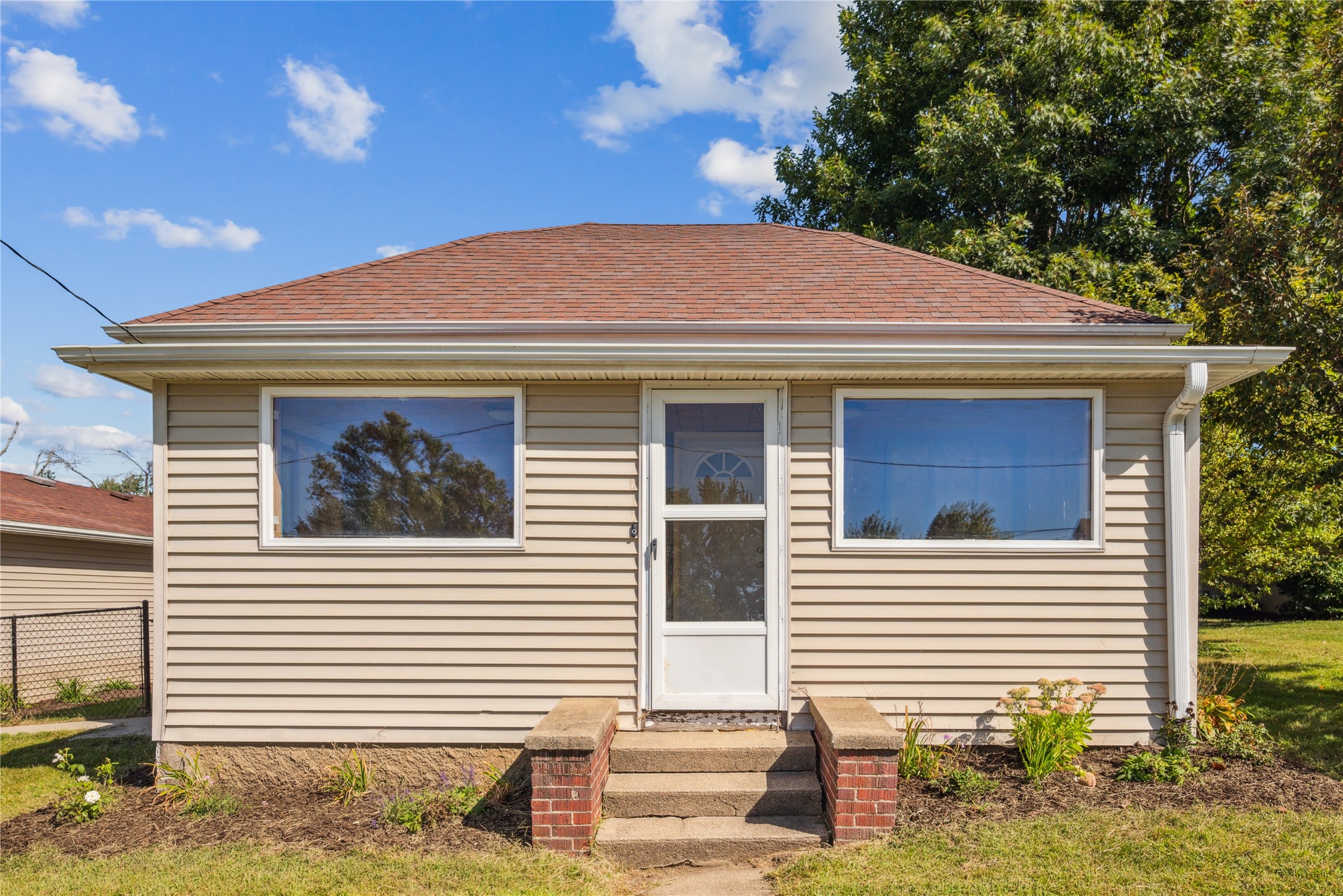 615 5th Street, Maxwell, Iowa image 1