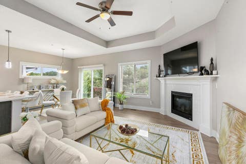Condo For Sale - 4429 Lower Beaver Road<br/> Des Moines, IA 50310