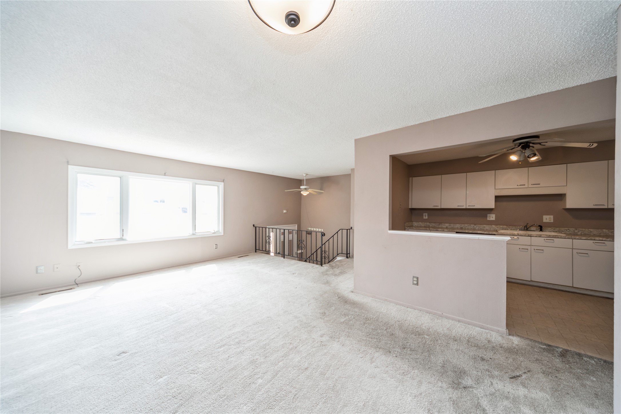 6750 School Street #1403, Windsor Heights, Iowa image 4