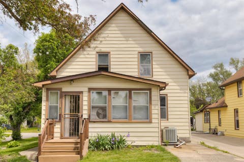 Homes For Sale - 300 E Granger Avenue<br/> Des Moines, IA 50315