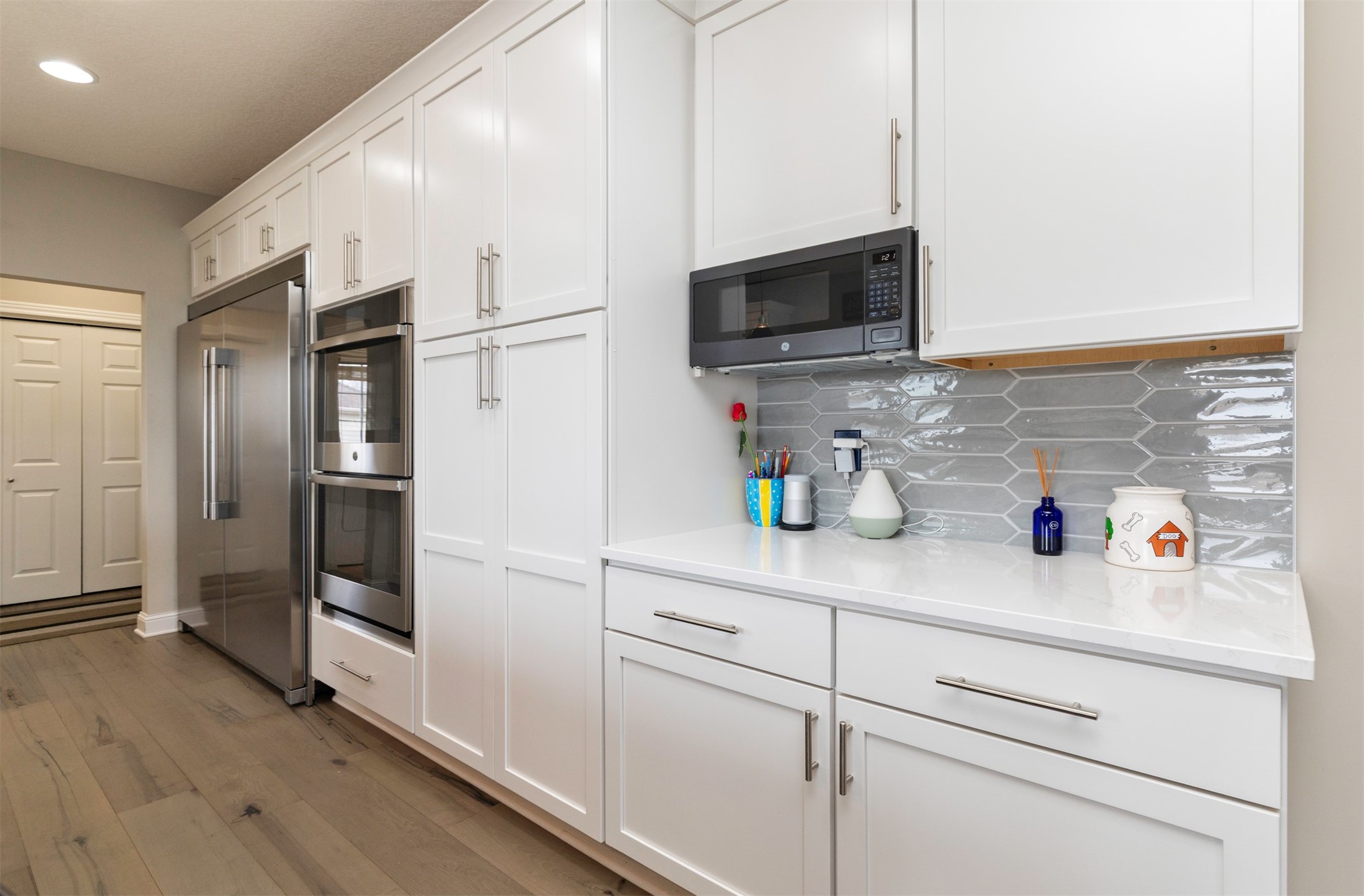 15305 Oakwood Drive, Urbandale, Iowa image 9
