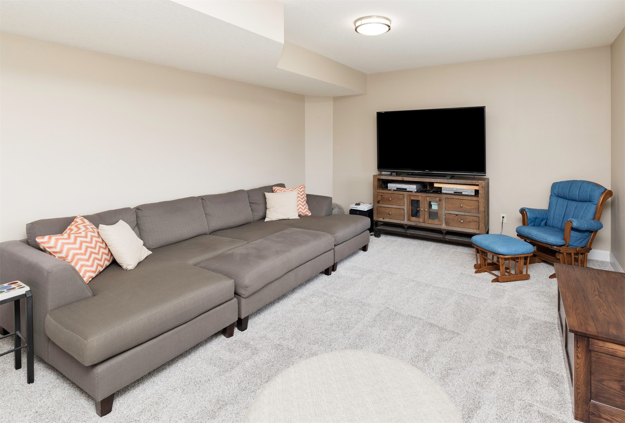 15305 Oakwood Drive, Urbandale, Iowa image 23