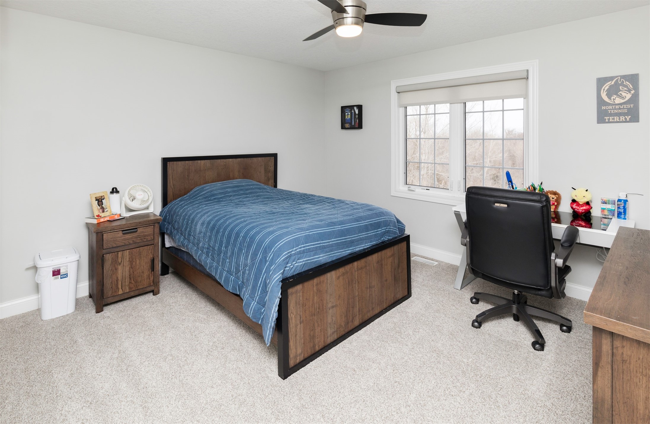 15305 Oakwood Drive, Urbandale, Iowa image 21