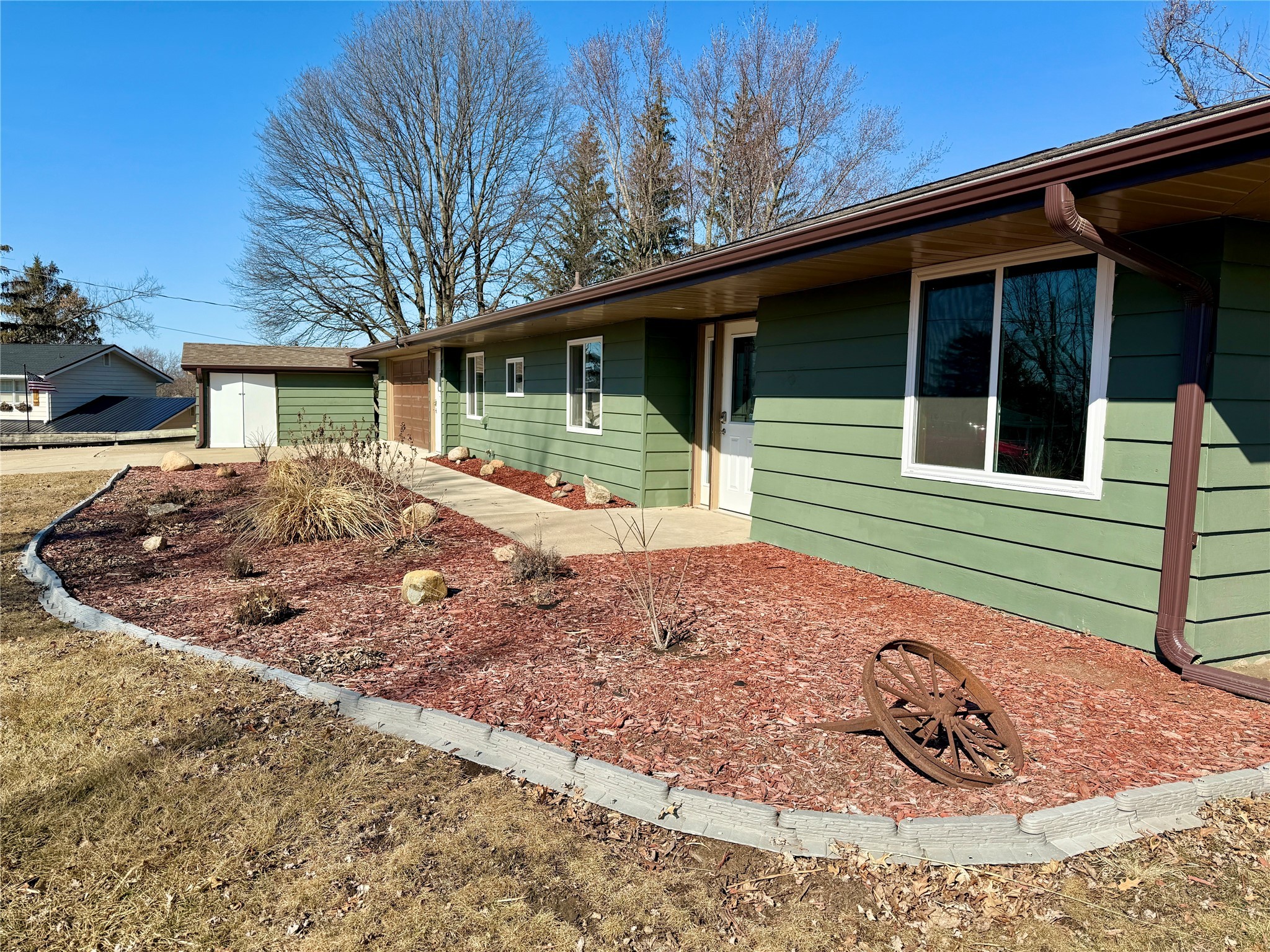 4 Oakland Drive, Grinnell, Iowa image 3