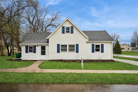 Homes For Sale - 100 E Prairie Street<br/> Madison County, Truro, IA 50257