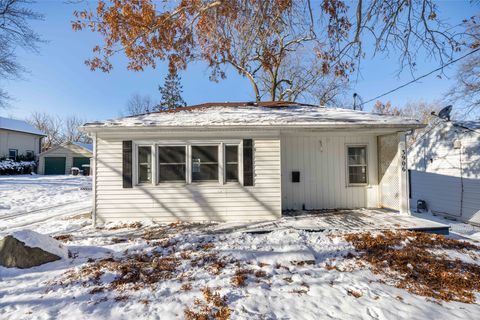 3906 53rd Street Des Moines IA 50310