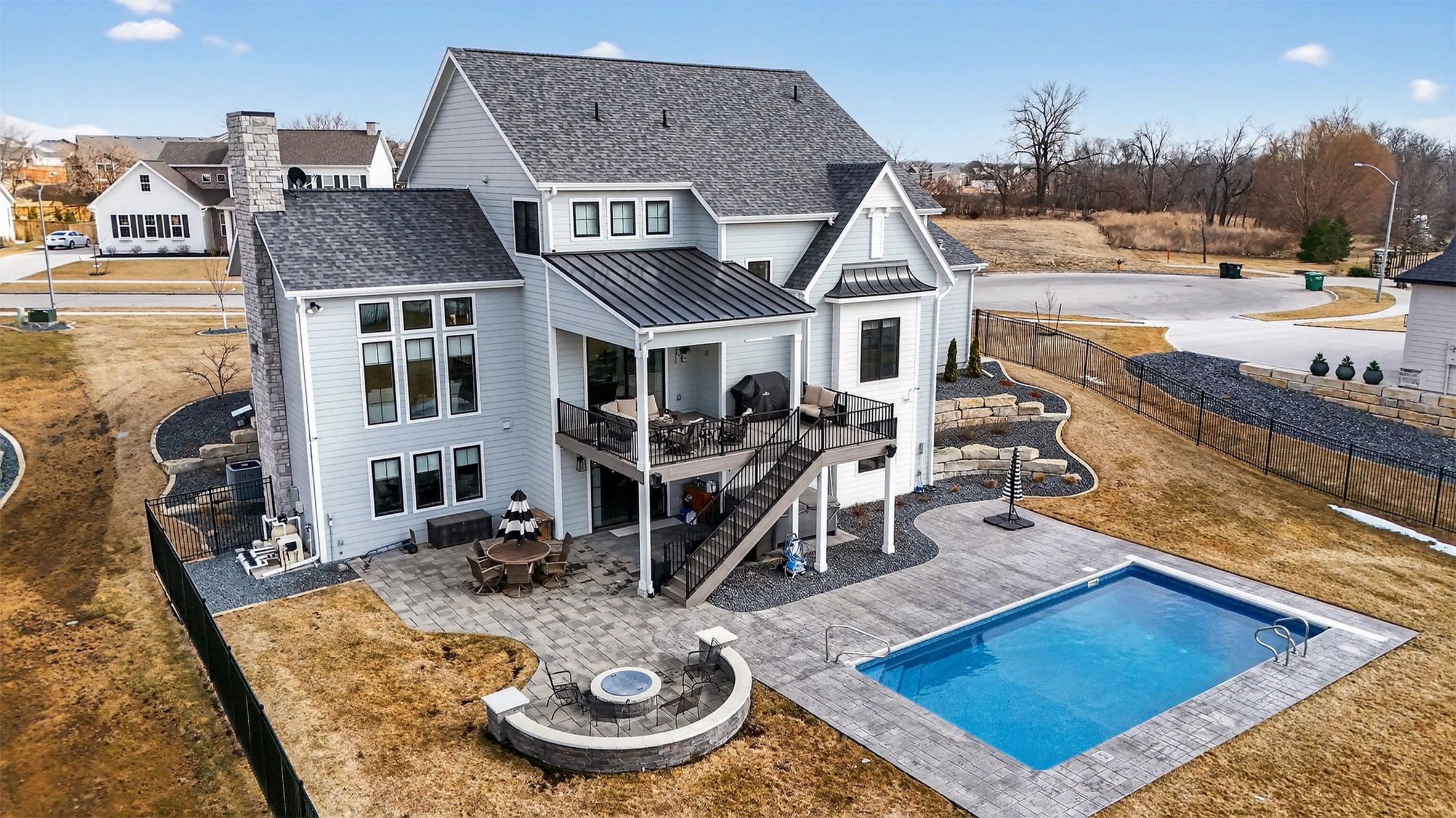 5716 NE Sherman Court