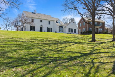 Homes For Sale - 743 53rd Street<br/> Des Moines, IA 50312