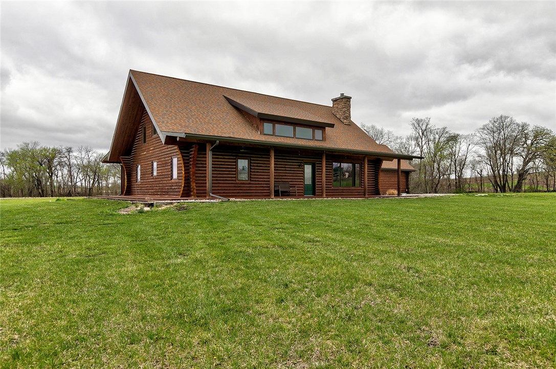 2023 Woody Court, Prole, Iowa image 2