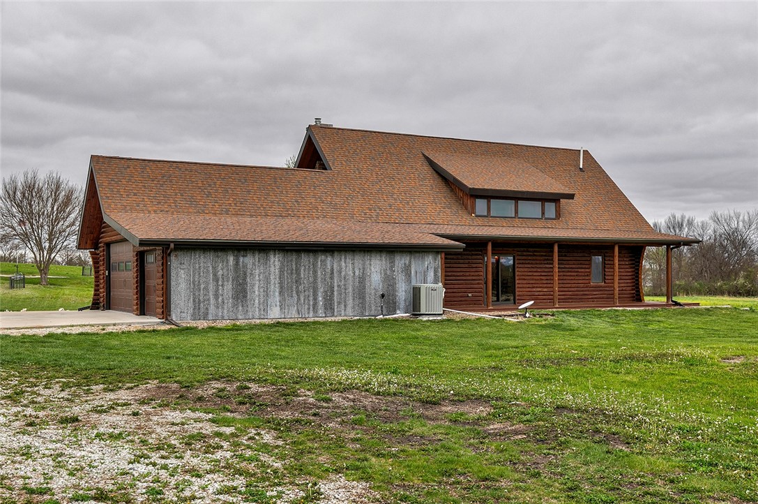 2023 Woody Court, Prole, Iowa image 28