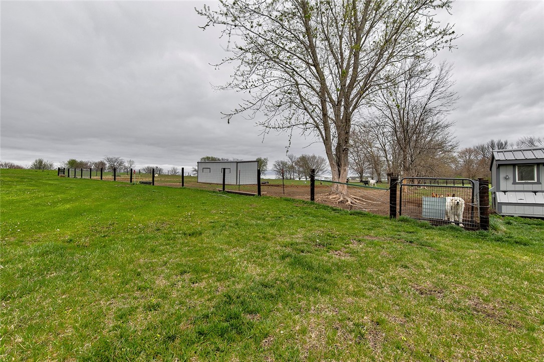 2023 Woody Court, Prole, Iowa image 31