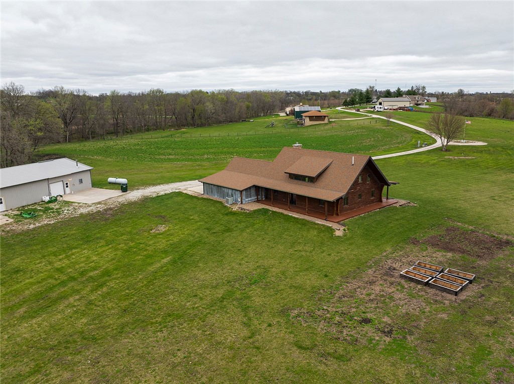 2023 Woody Court, Prole, Iowa image 32