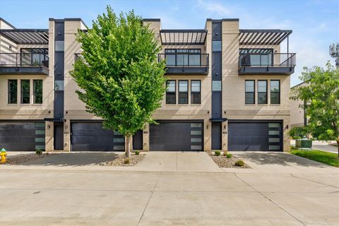 Condo For Sale - 1343 Keosauqua Way<br/> Des Moines, IA 50309