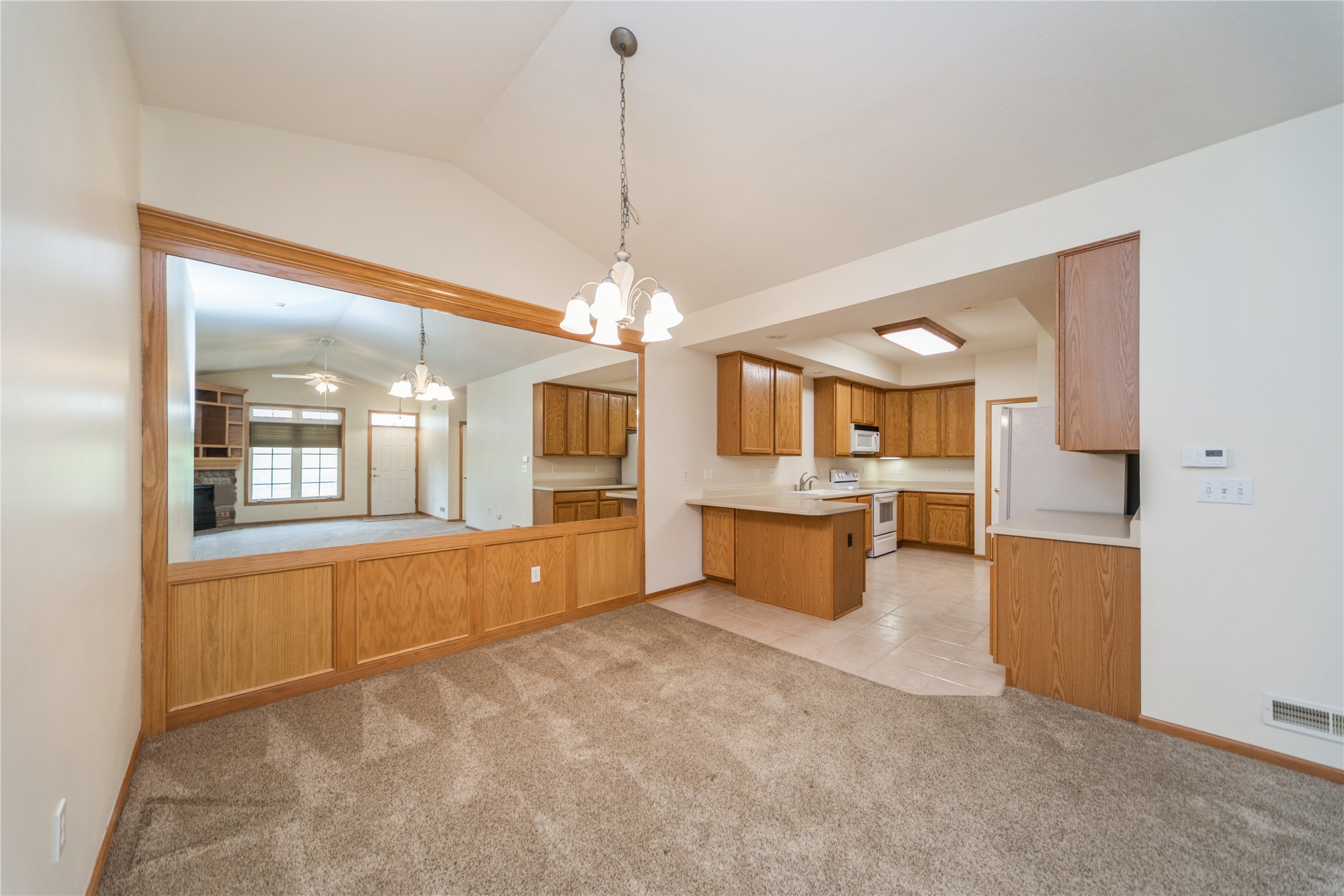 Ankeny, Iowa 50023, United States, 2 Bedrooms Bedrooms, ,2 BathroomsBathrooms,Residential,Active,90482