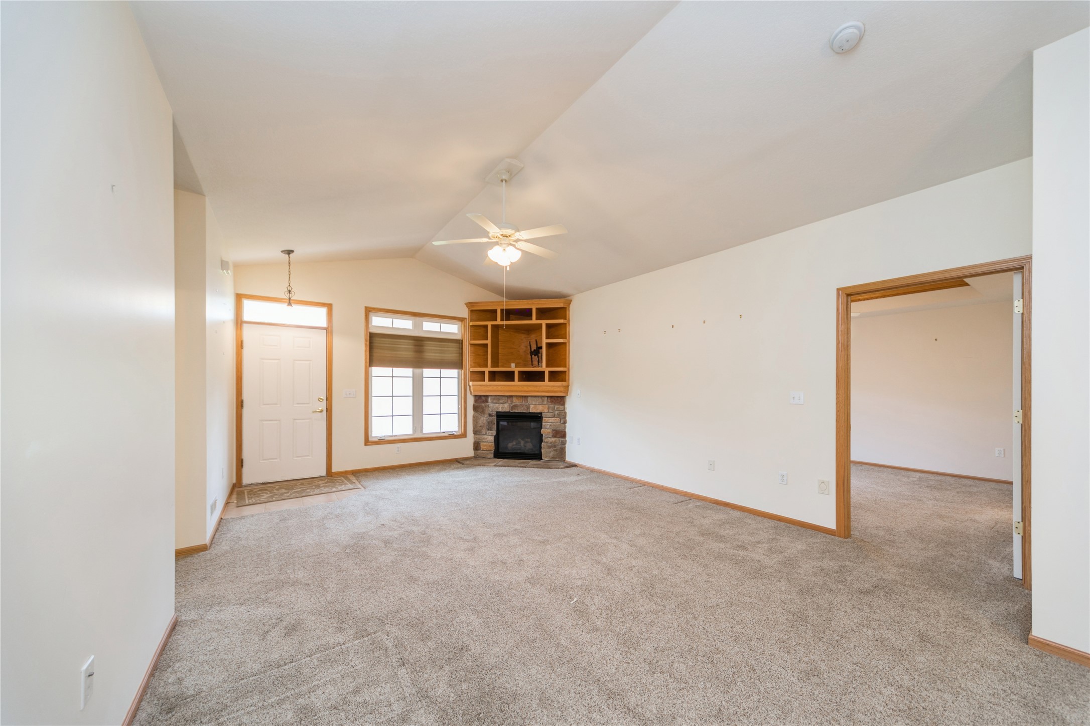 Ankeny, Iowa 50023, United States, 2 Bedrooms Bedrooms, ,2 BathroomsBathrooms,Residential,Active,90482