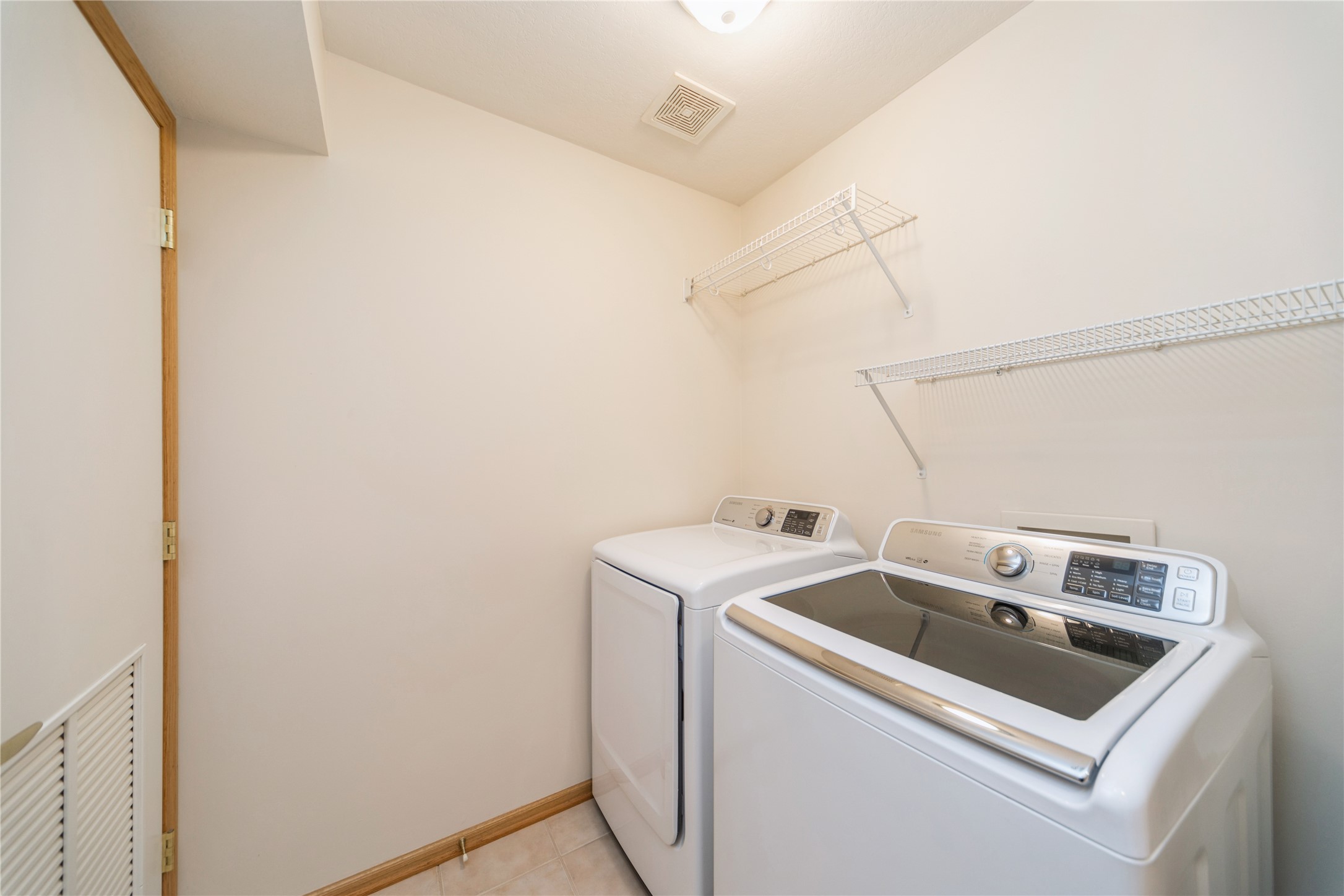 Ankeny, Iowa 50023, United States, 2 Bedrooms Bedrooms, ,2 BathroomsBathrooms,Residential,Active,90482