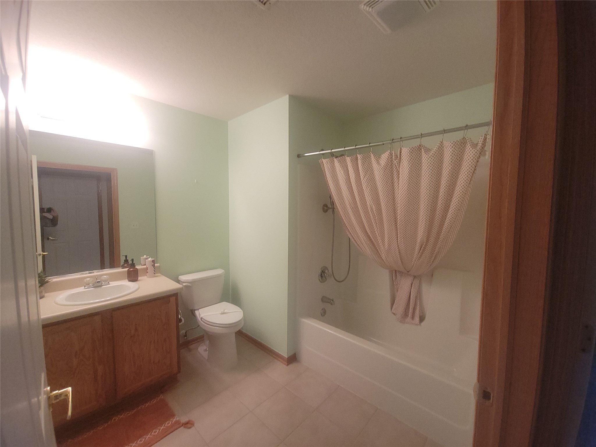 Ankeny, Iowa 50023, United States, 2 Bedrooms Bedrooms, ,2 BathroomsBathrooms,Residential,Active,90482