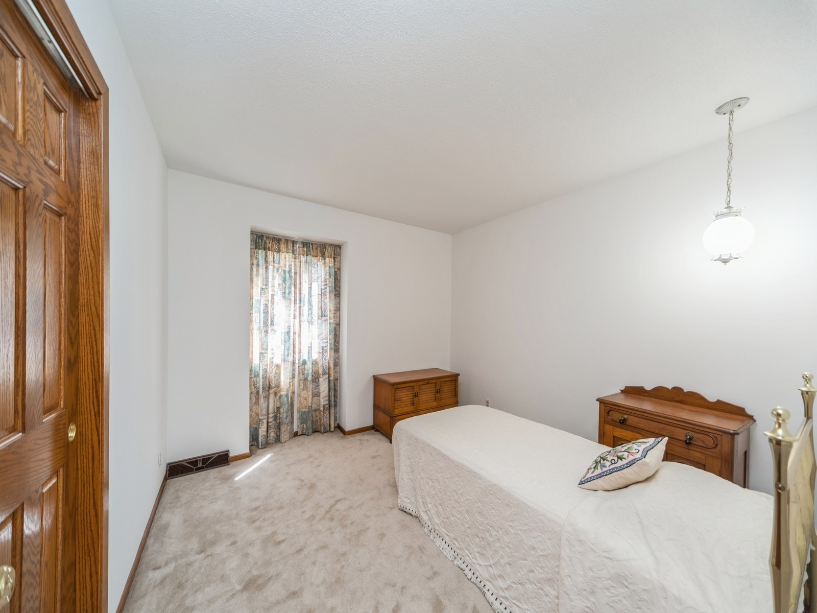 2016 Crown Flair Drive, West Des Moines, Iowa image 20