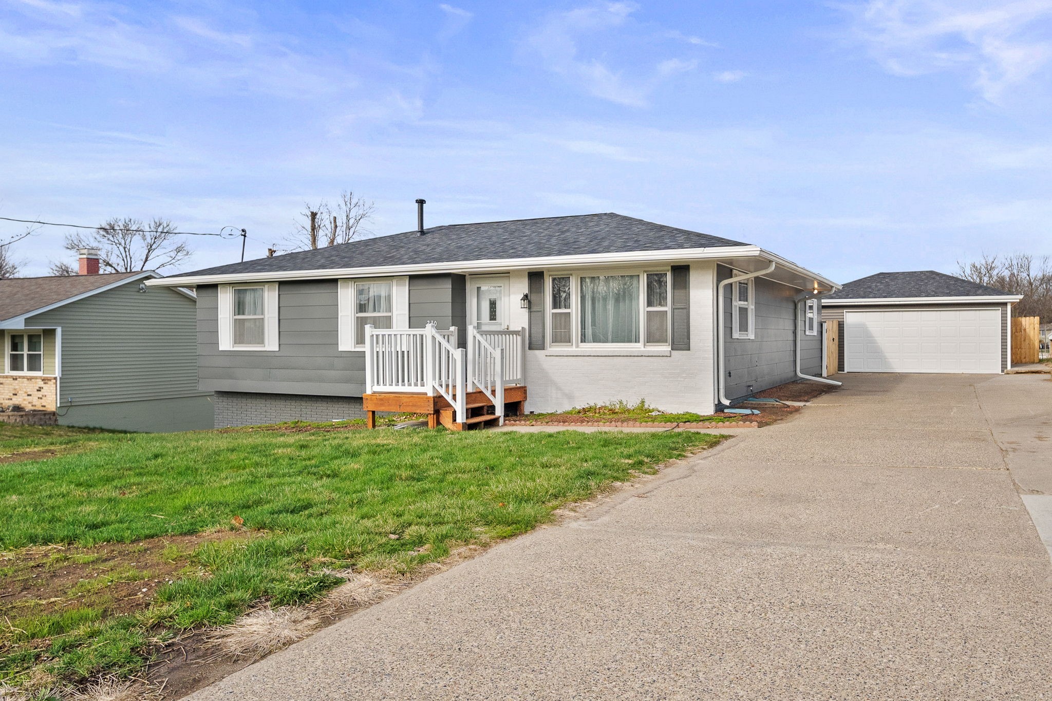 230 S Pleasant Hill Boulevard, Pleasant Hill, Iowa image 2