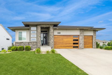 905 NE Badger Lane Waukee IA 50263