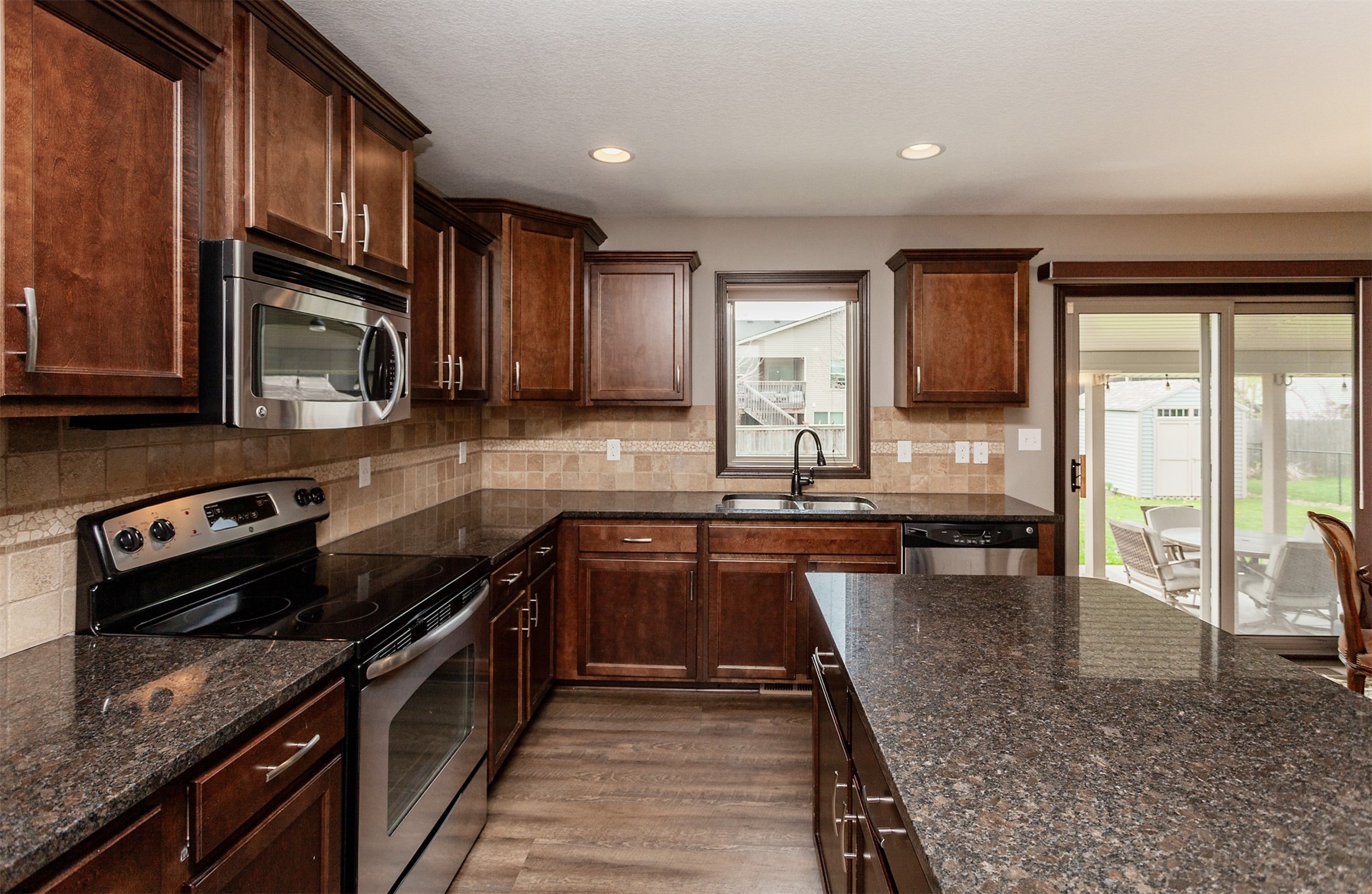 904 NW Prairie Creek Drive, Grimes, Iowa image 11