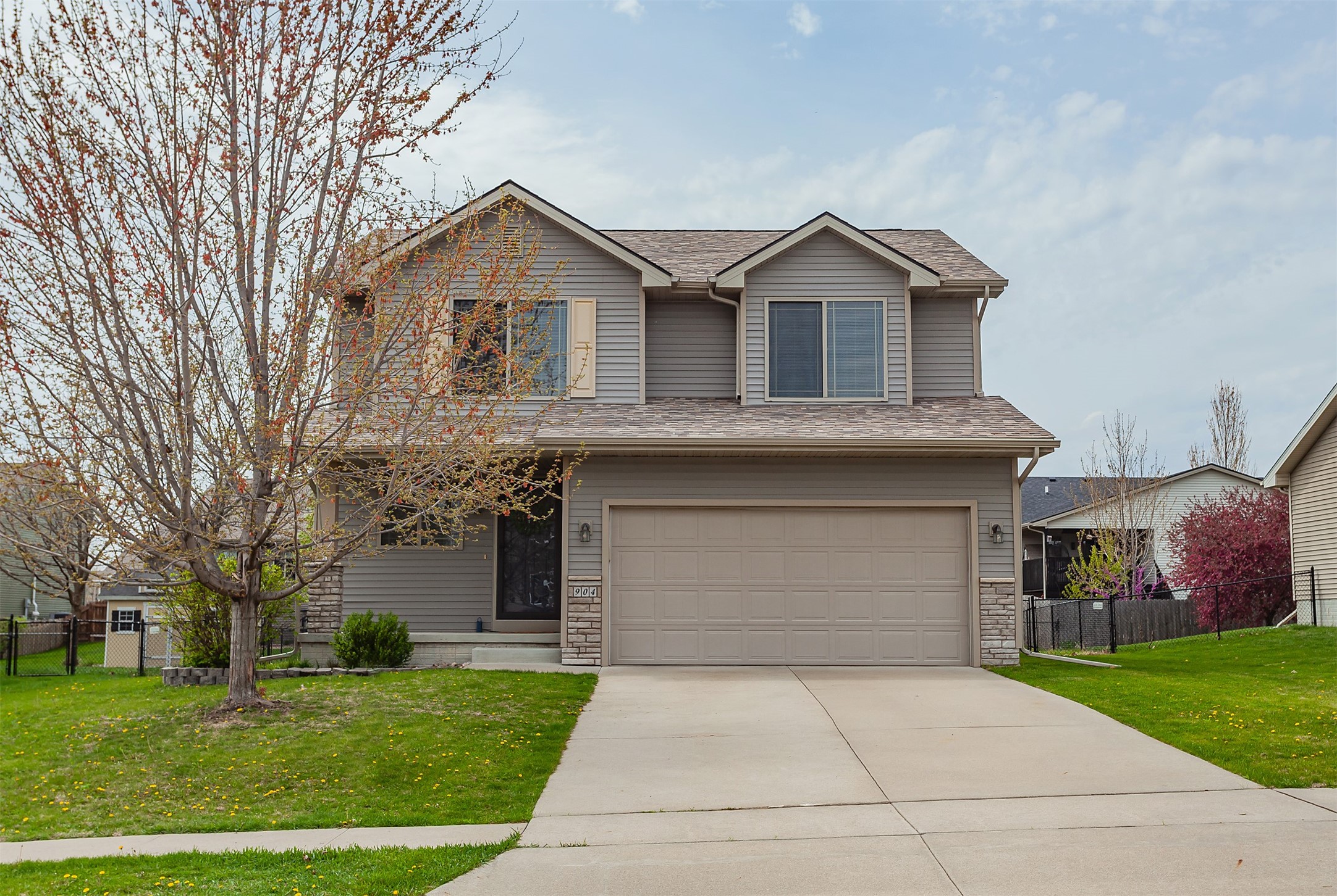 904 NW Prairie Creek Drive, Grimes, Iowa image 1