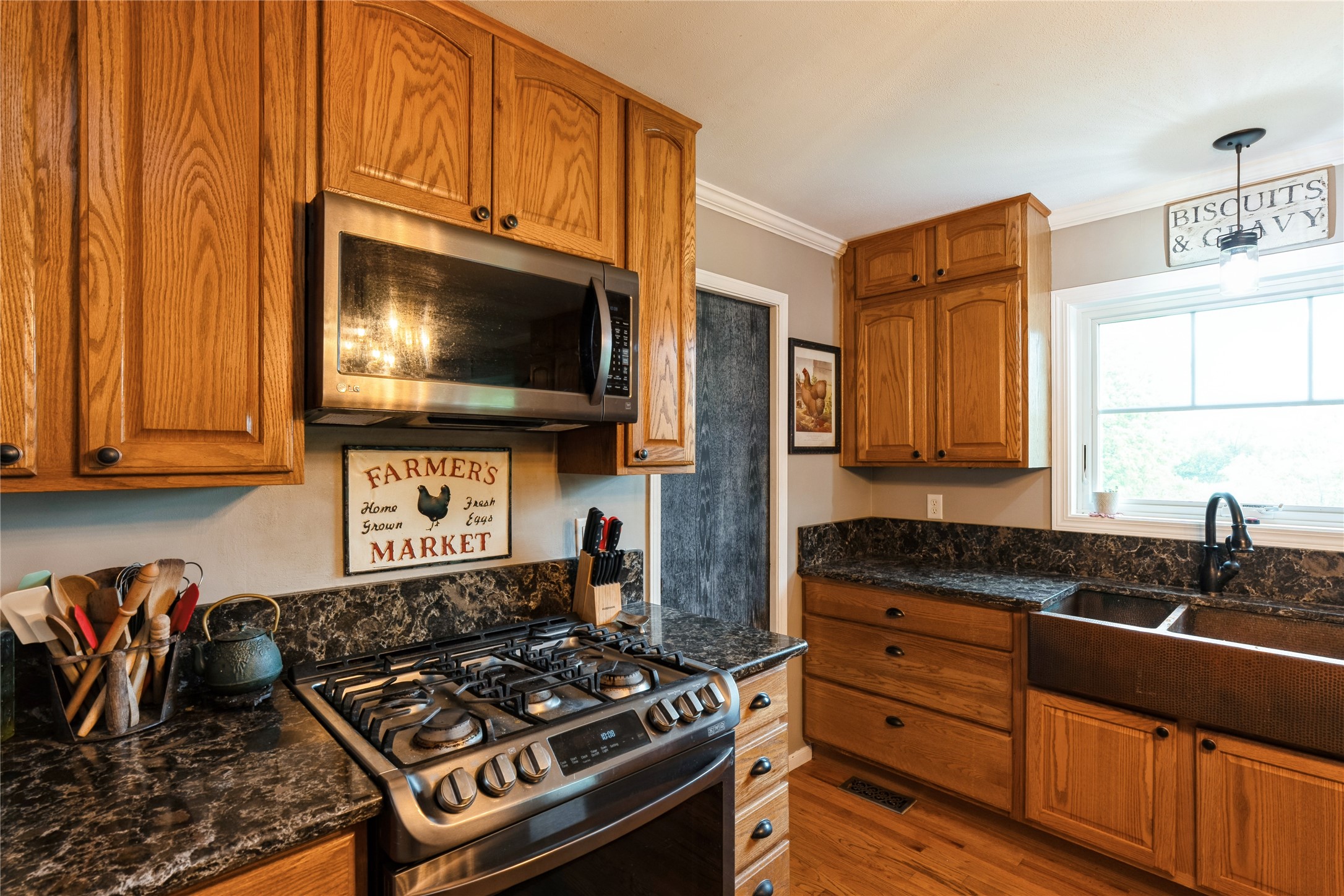 1634 170th Street, Winterset, Iowa image 9