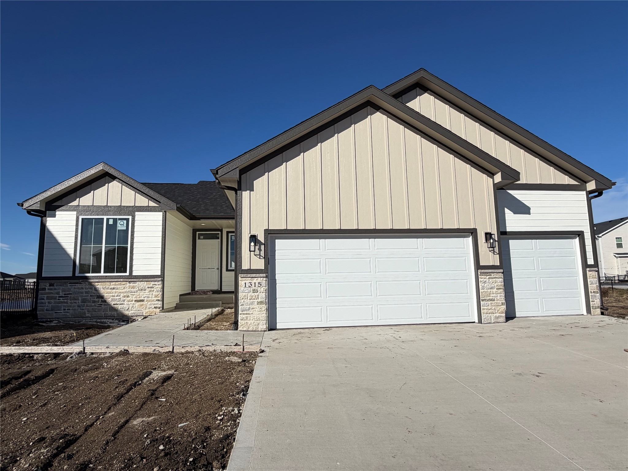 1315 NW Yorktown Drive