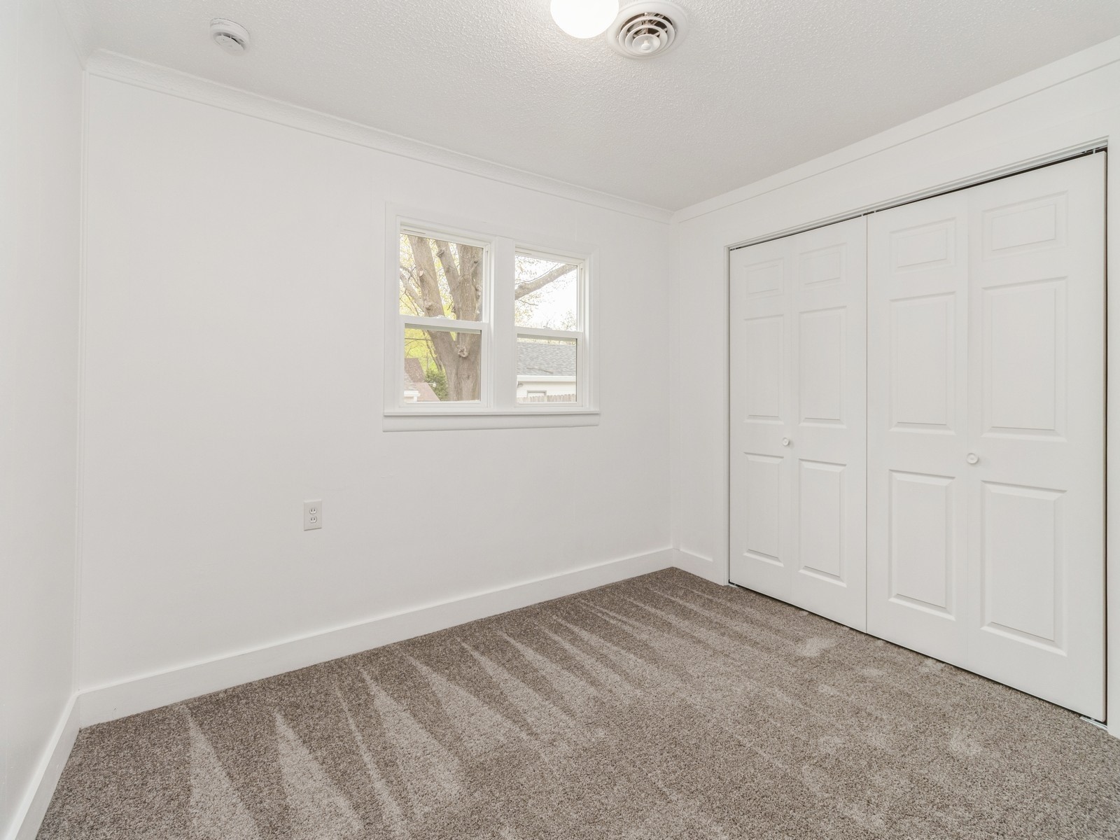 4040 6th Avenue, Des Moines, Iowa image 12