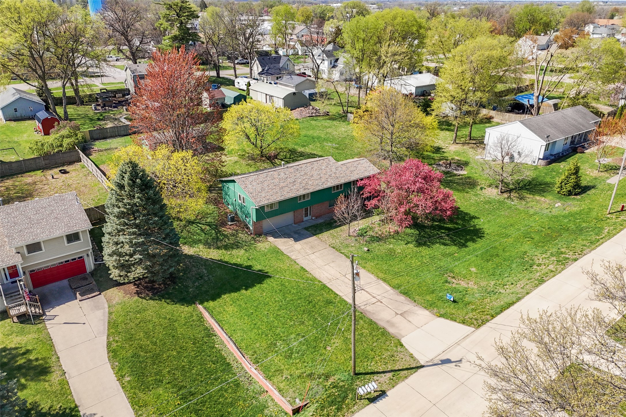 110 4th Street, Mitchellville, Iowa image 2