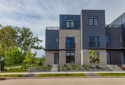 1148 Murphy Street Des Moines IA 50309