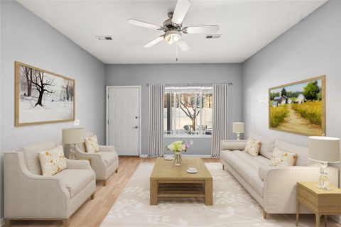 2241 Hart Avenue 2 Des Moines IA 50320