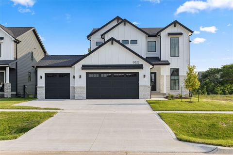 9822 Watermeadow Circle Johnston IA 50131