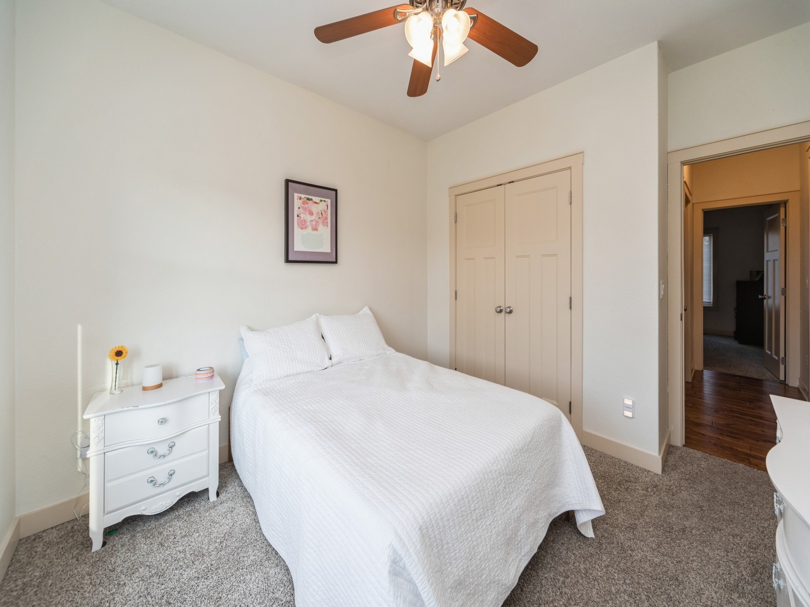 16035 Northpark Drive, Urbandale, Iowa image 13