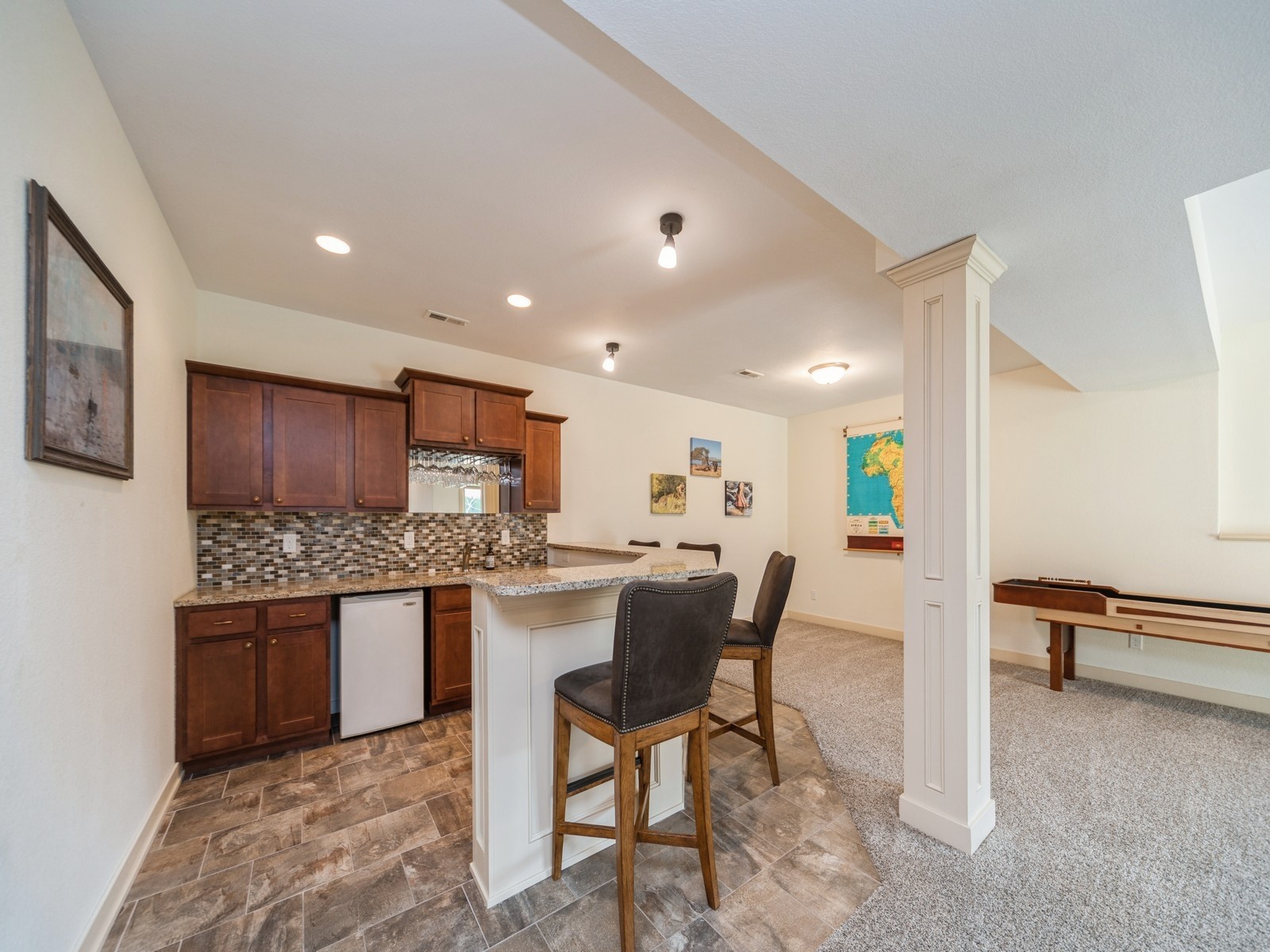 16035 Northpark Drive, Urbandale, Iowa image 16