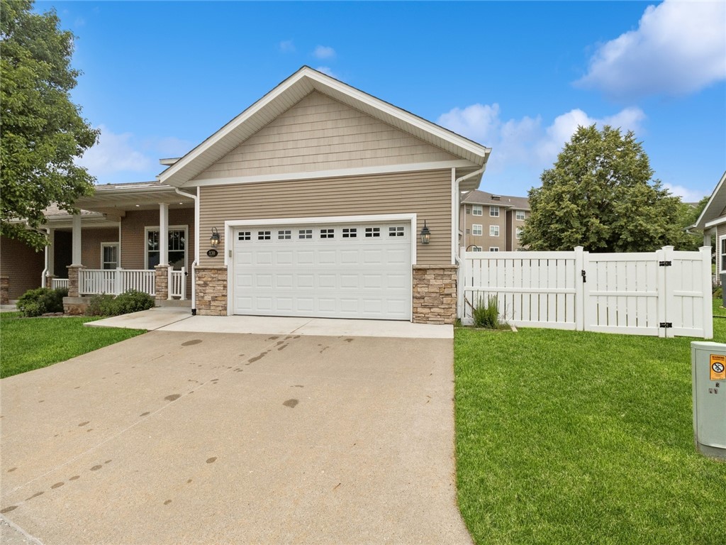 130 SE Legacy Pointe Boulevard, Waukee, Iowa image 1