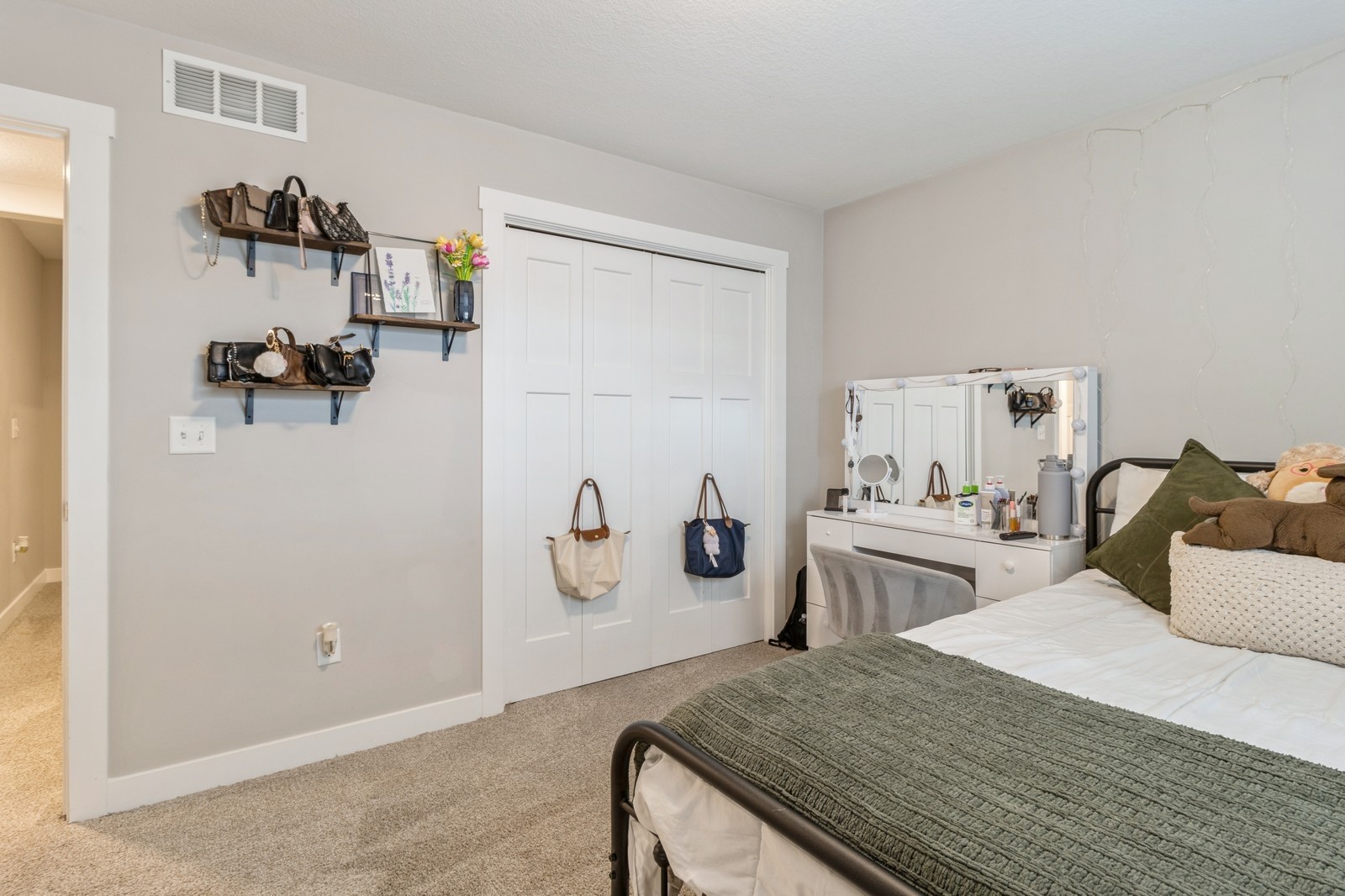 1220 NW Mill Springs Drive, Waukee, Iowa image 30