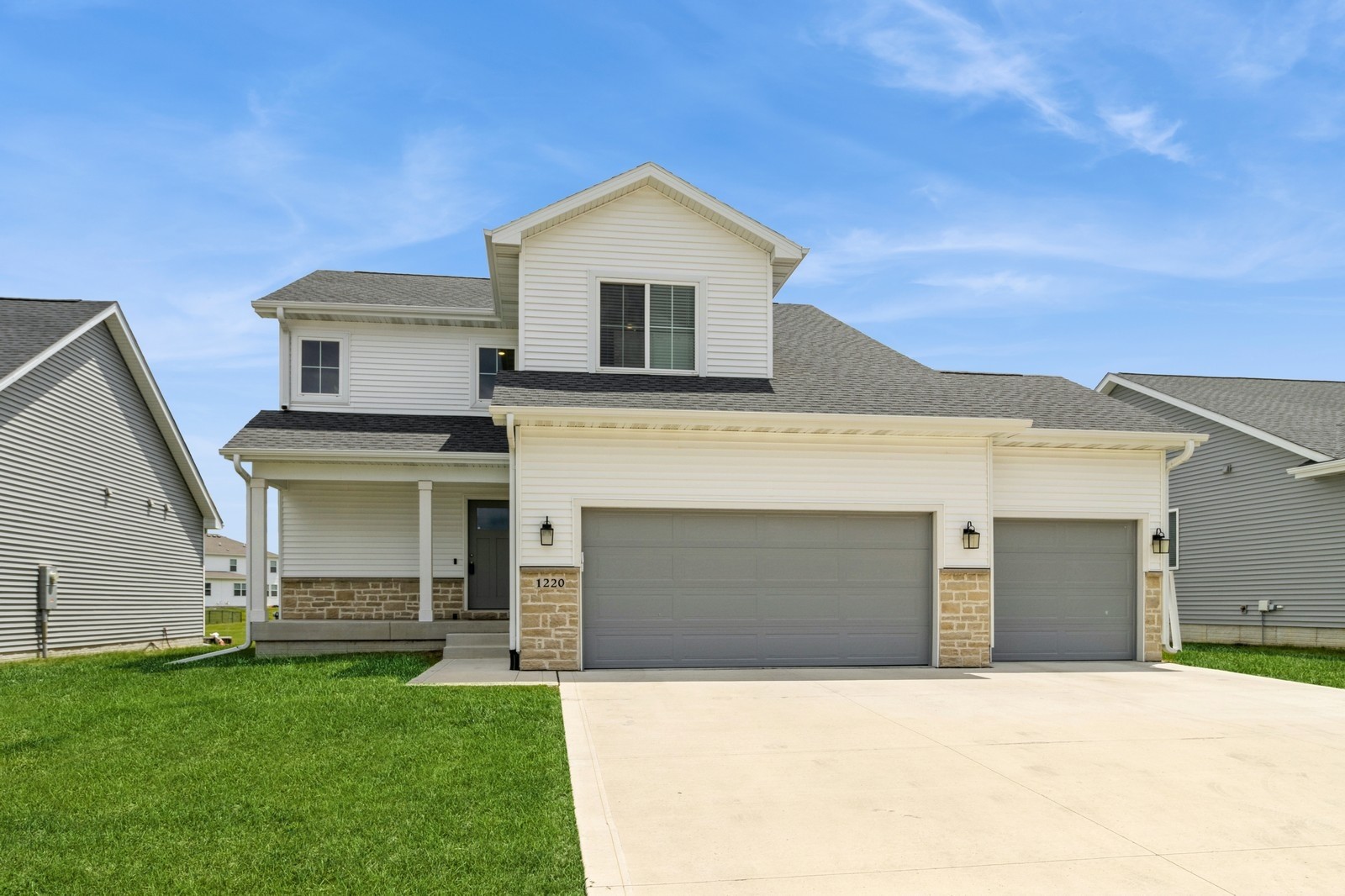 1220 NW Mill Springs Drive, Waukee, Iowa image 1