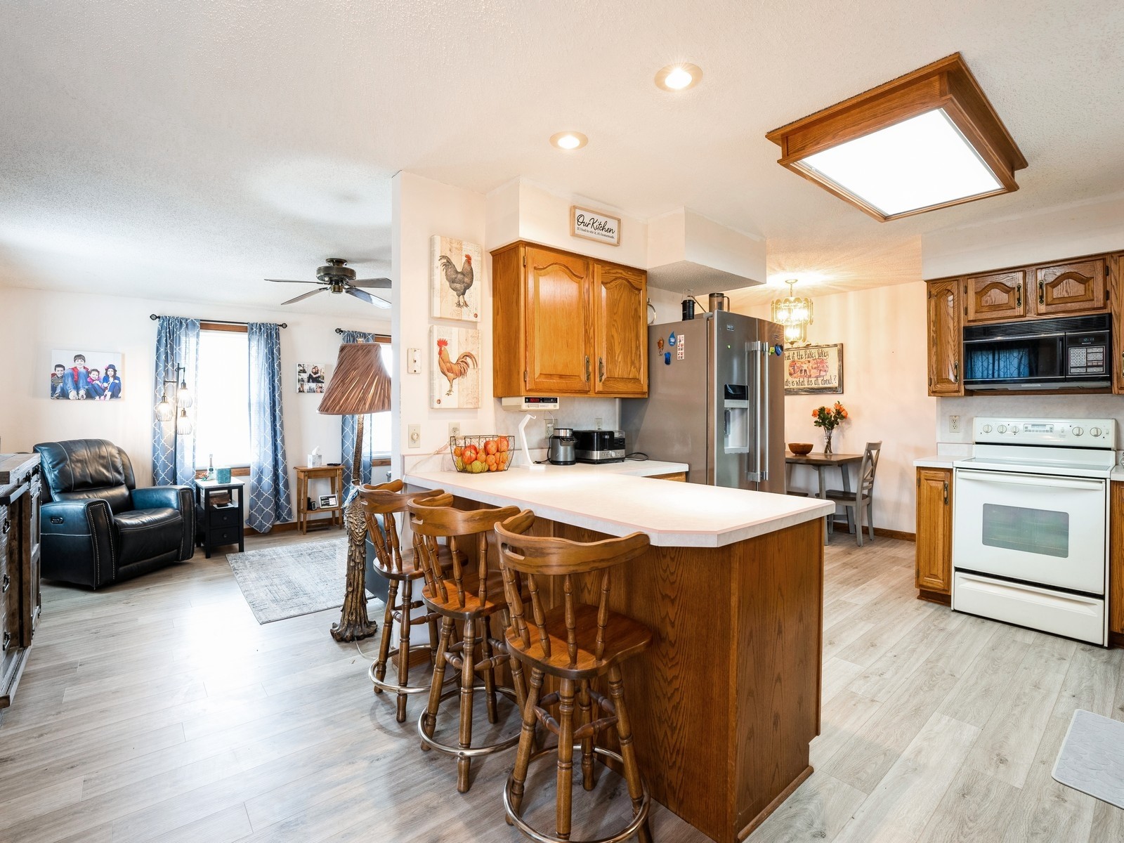 2013 S 3rd Avenue, Newton, Iowa image 9