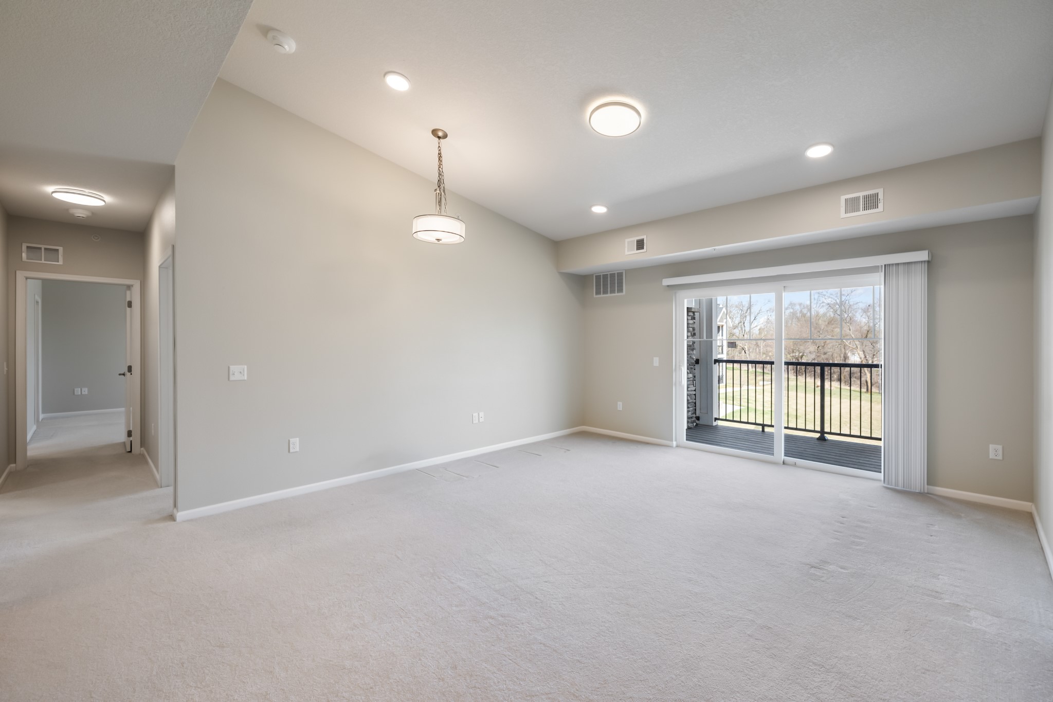 1427 34th Avenue #220, Altoona, Iowa image 3