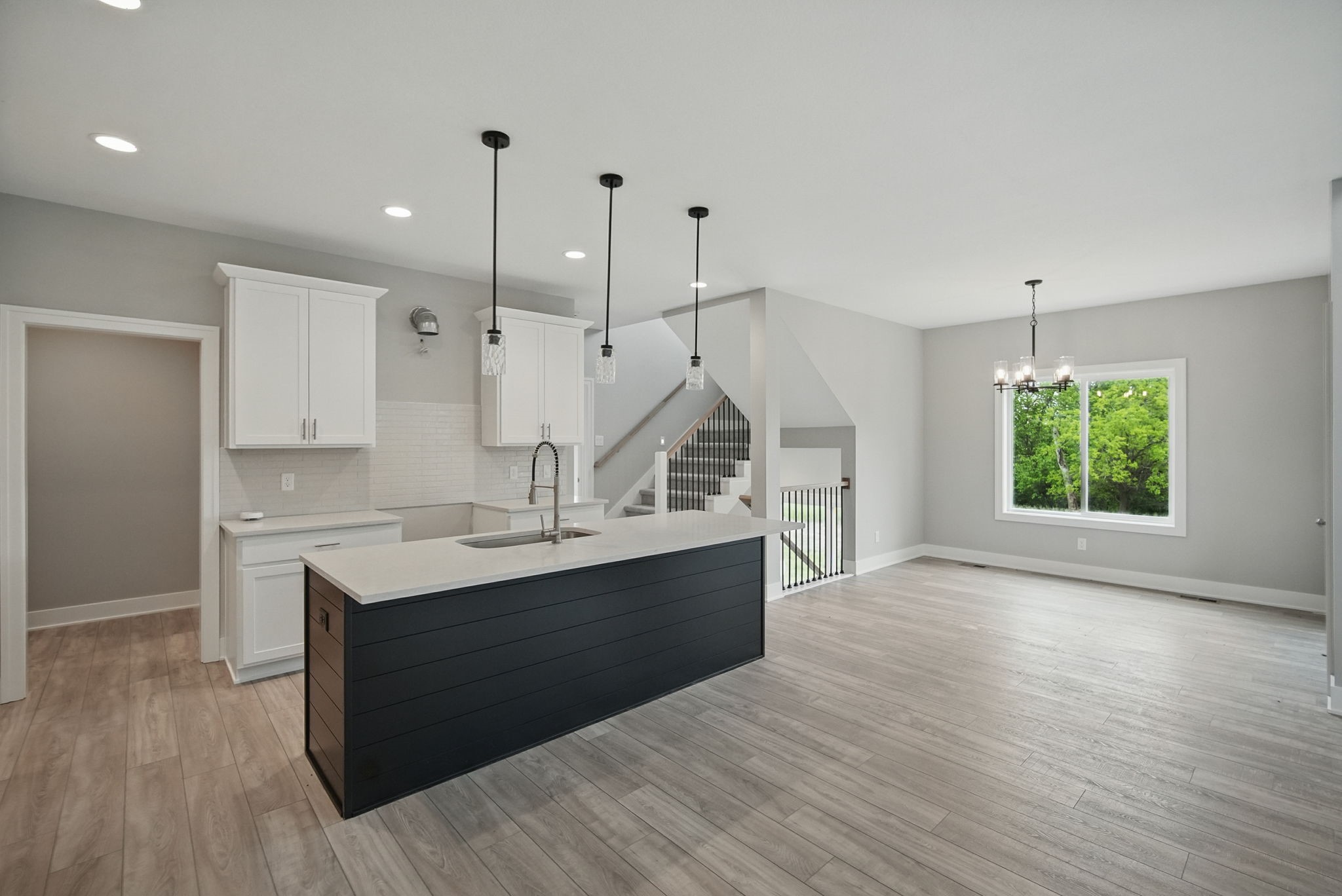 110 NW Alderleaf Drive