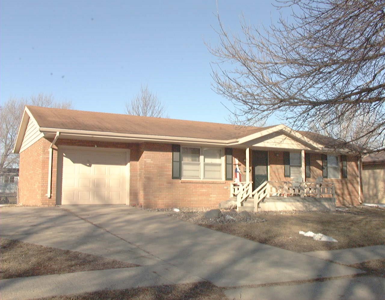 302 SW Westlawn Drive, Ankeny, Iowa image 1