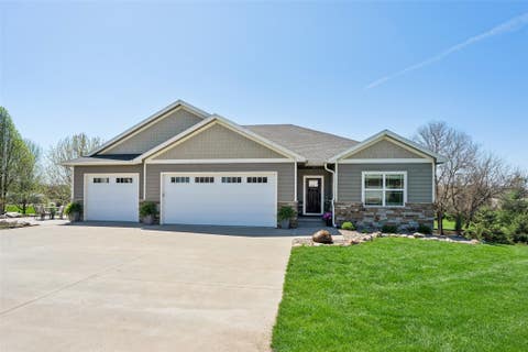 Homes For Sale - 22824 Valley View Trail<br/> Dallas County, Adel, IA 50003