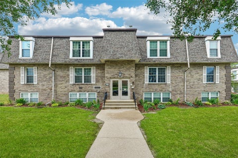 Condo For Sale - 1110 E 6th Street #11<br/> Des Moines, IA 50316