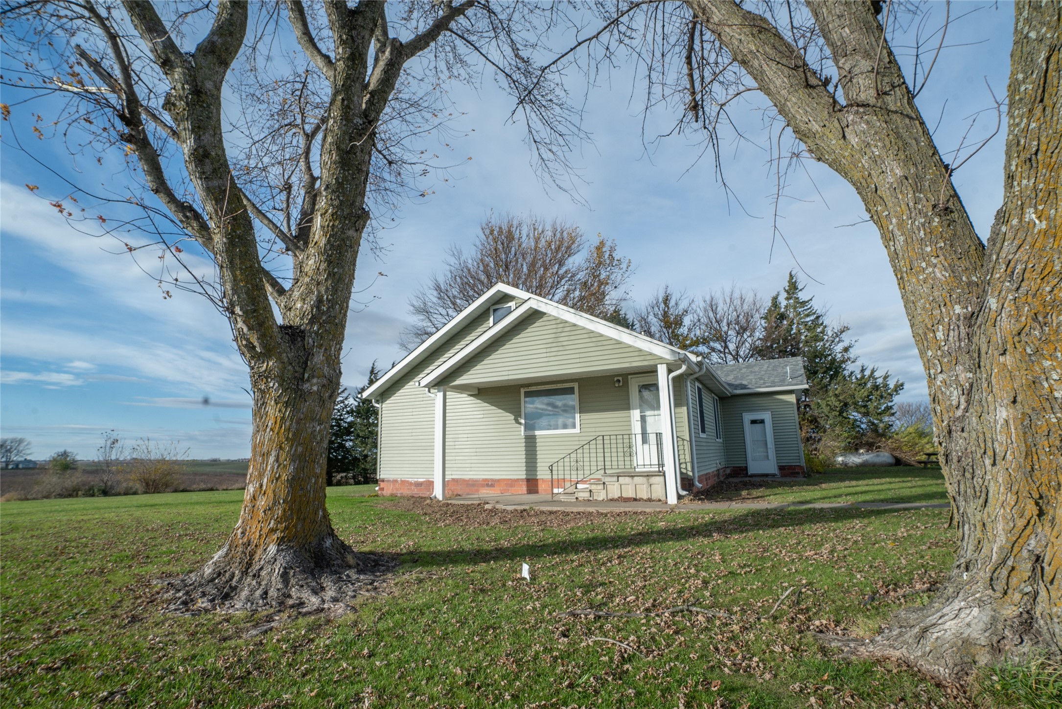 1923 170th Street, Creston, Iowa image 2