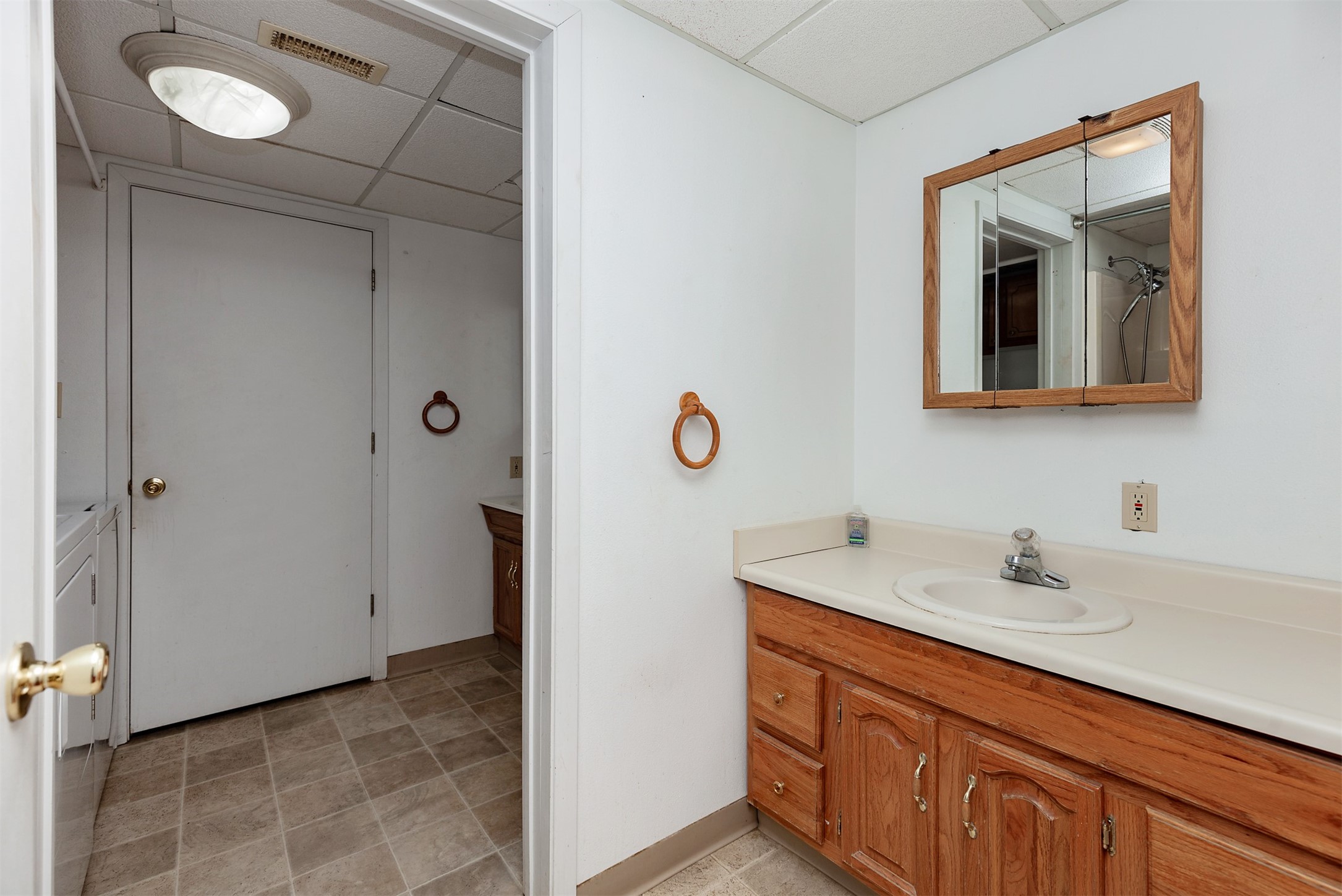 Runnells, Iowa, 50237, United States, 3 Bedrooms Bedrooms, ,1 BathroomBathrooms,Residential,Active,2038160