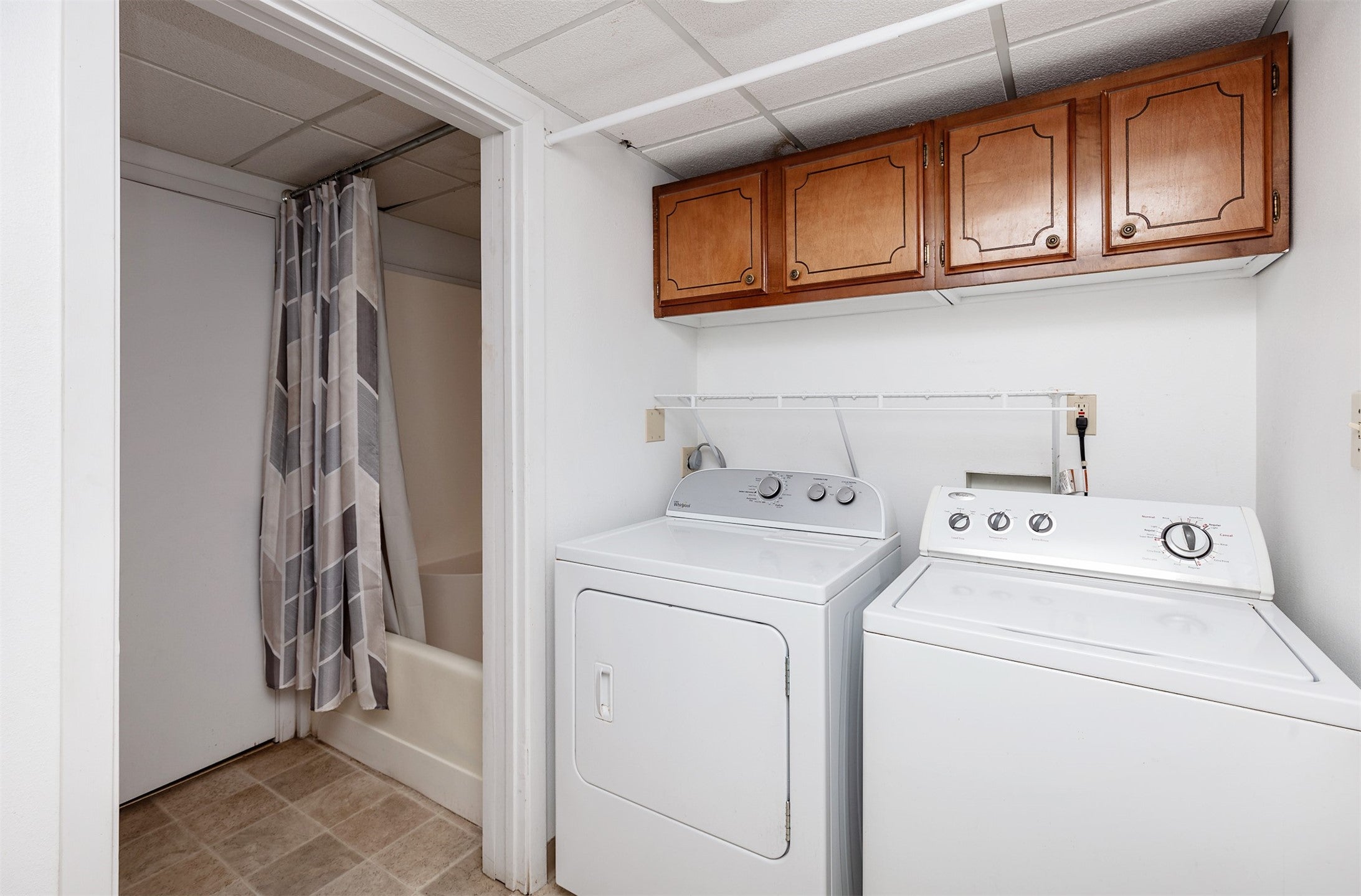 Runnells, Iowa, 50237, United States, 3 Bedrooms Bedrooms, ,1 BathroomBathrooms,Residential,Active,2038160